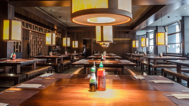 Busbai Eathai Bird St